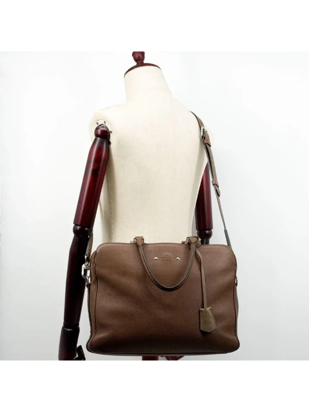Louis Vuitton Alma de MM Taurillon 2-Way Briefcase